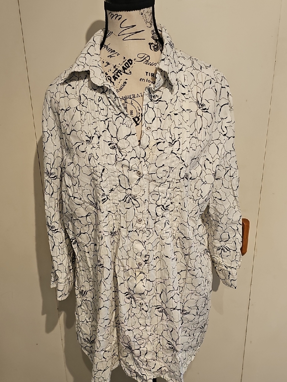 Carroll Reed Women's White Floral Button-Front Blouse